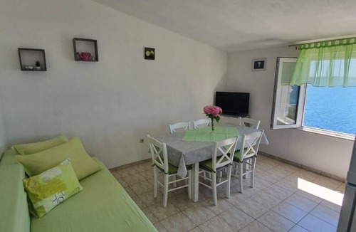 Sevid Apartment | Two bedroom apartment near beach Sevid, Trogir (A-14790-a)