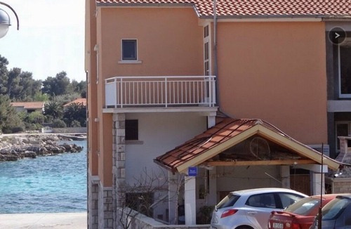 Prizba Apartment | Two bedroom apartment near beach Prižba, Korčula (A-14385-c)