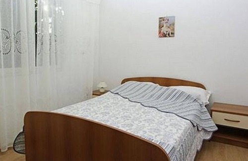 Prizba Apartment | Two bedroom apartment near beach Prižba, Korčula (A-14940-a)