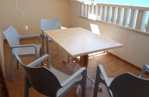 Mandre Apartment | Two bedroom apartment near beach Mandre, Pag (A-6518-d)