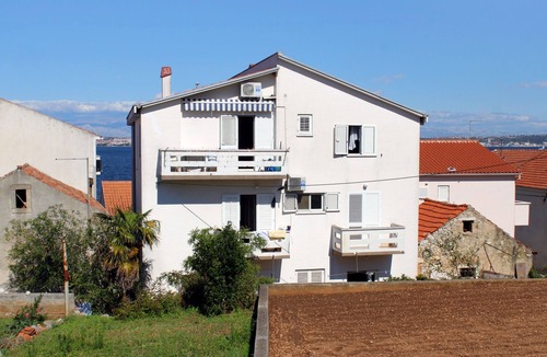 Kali Apartment | Two bedroom apartment near beach Kali, Ugljan (A-837-a)