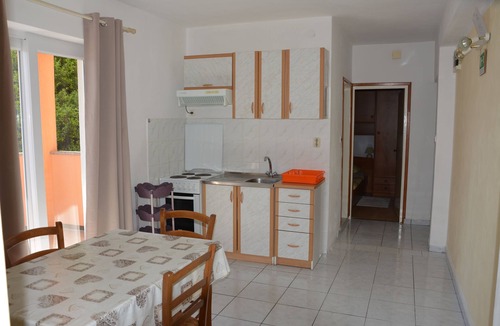 Supetarska Draga Apartment | Two bedroom apartment near beach Supetarska Draga - Donja, Rab (A-17201-a)