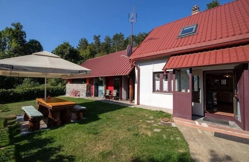 Lic Apartment | Two bedroom apartment with a swimming pool Lič, Gorski kotar (A-23685-a)