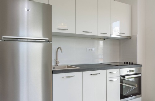 Poljica Apartment | Two bedroom apartment with balcony and sea view Poljica, Trogir (A-22079-a)