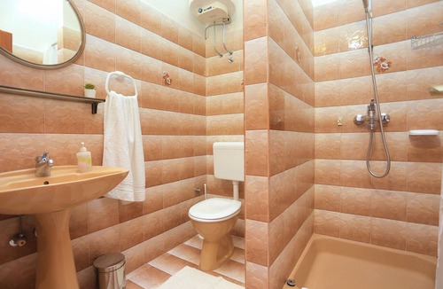 Mimice Apartment | Two bedroom apartment with terrace and sea view Mimice, Omiš (A-7522-d)