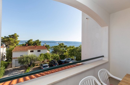 Medici Apartment | Two bedroom apartment with terrace and sea view Medići, Omiš (A-1046-d)