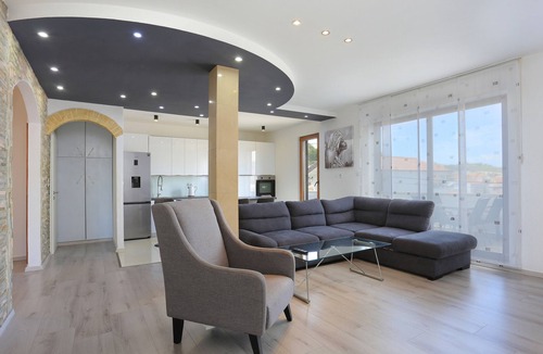 Mastrinka Apartment | Two bedroom apartment with terrace and sea view Mastrinka, Čiovo (A-4324-a)