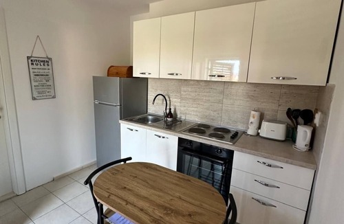 Trpanj Apartment | Two bedroom apartment with terrace Trpanj (Pelješac) (A-16004-b)