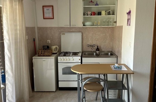 Trpanj Apartment | Two bedroom apartment with terrace Trpanj (Pelješac) (A-16004-b)
