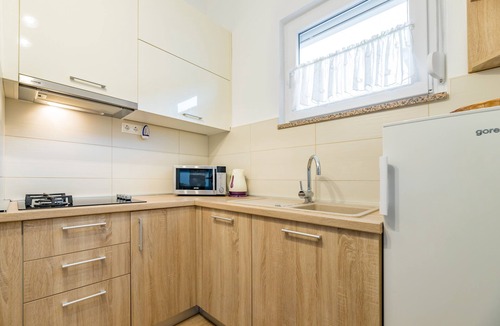 Jurandvor Apartment | Two bedroom apartment with a swimming pool Baška, Krk (A-19432-b)