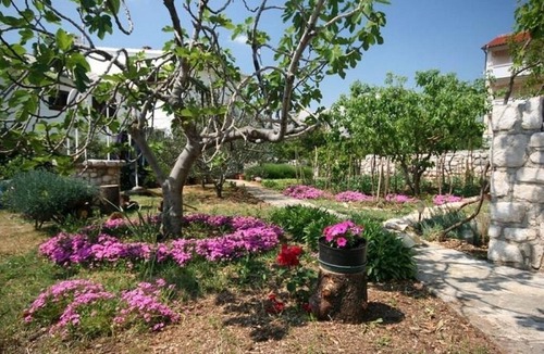 Baska Apartment | Two bedroom apartment with balcony and sea view Baška, Krk (A-23742-a)