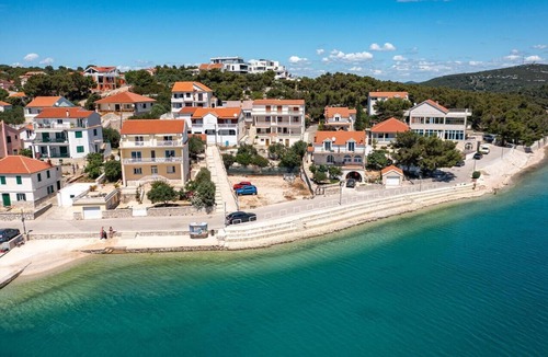 Jezera Apartment | Two bedroom apartment with balcony Jezera, Murter (A-5093-a)