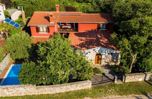 Krnica Apartment | Two bedroom apartment with a swimming pool Krnica, Marčana (A-7357-b)