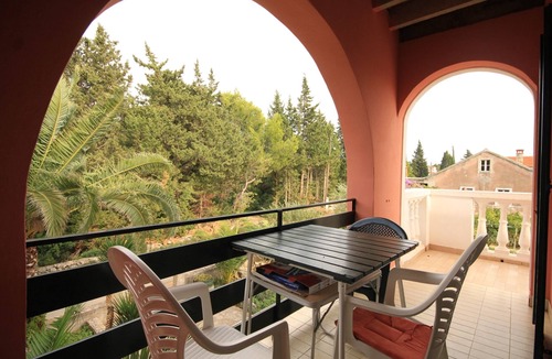 Muline Apartment | Two bedroom apartment with terrace Sušica, Ugljan (A-841-b)