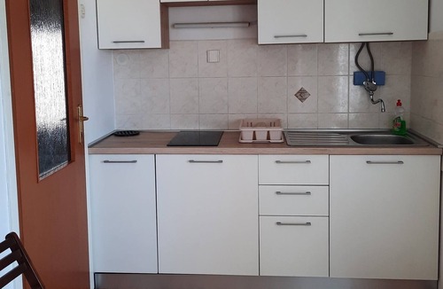Muline Apartment | Two bedroom apartment with terrace Sušica, Ugljan (A-8265-a)