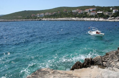 Zavalatica Apartment | Two bedroom apartment with terrace and sea view Zavalatica, Korčula (A-9690-c)