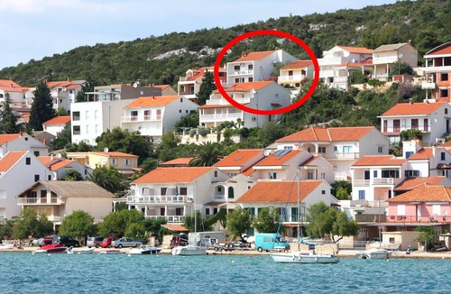 Tijesno Apartment | Two bedroom apartment with balcony and sea view Tisno, Murter (A-5130-a)