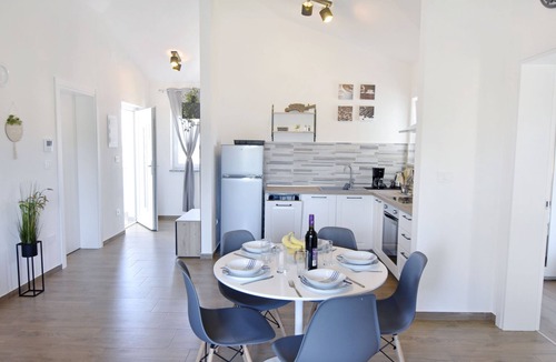Cepljani Apartment | Two bedroom apartment with a swimming pool Čepljani, Umag (A-23565-b)