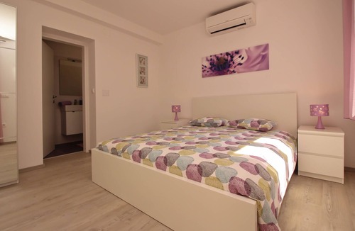 Silo Apartment | Two-bedroom Apartment with Balcony and Sea View Kristijan