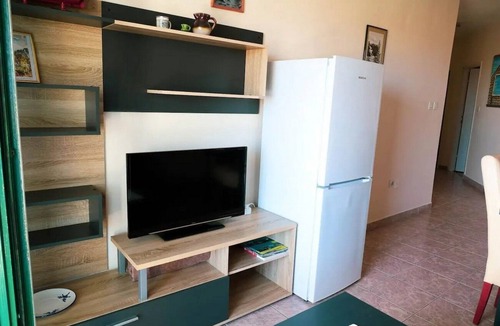 Kali Apartment | Two bedroom apartment with balcony and sea view Kali, Ugljan (A-14116-f)
