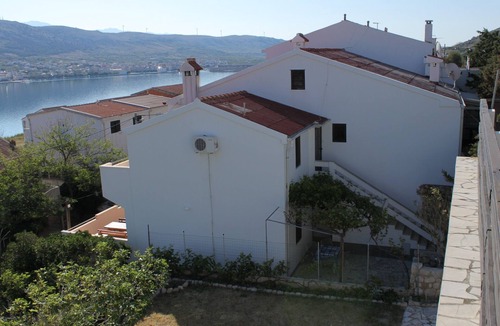 Pag Apartment | Two bedroom apartment with terrace and sea view Pag (A-6467-a)