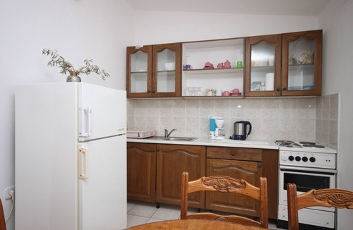 Razanac Apartment | Two bedroom apartment with terrace and sea view Ražanac, Zadar (A-6142-a)
