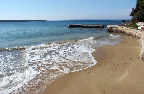 Supetarska Draga Apartment | Two bedroom apartment with air-conditioning Supetarska Draga - Donja, Rab (A-16721-a)