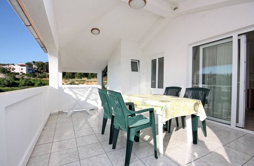 Kampor Apartment | Two bedroom apartment with terrace and sea view Kampor, Rab (A-5059-a)