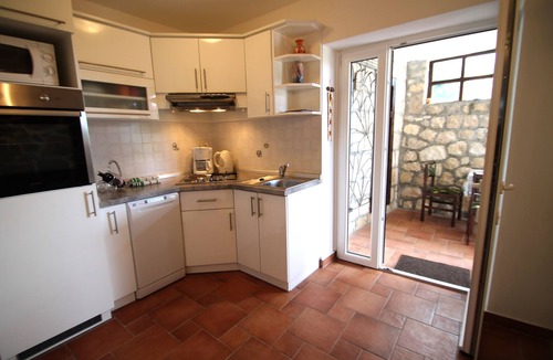 Kampor Apartment | Two bedroom apartment with a swimming pool Kampor, Rab (A-15518-b)