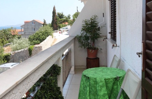 Island Dugi Otok Apartment | Two bedroom apartment with terrace and sea view Sali, Dugi otok (A-895-a)