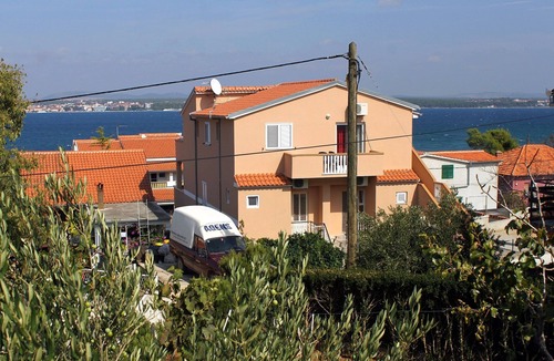 Tkon Apartment | Two bedroom apartment with terrace and sea view Tkon, Pašman (A-8455-a)