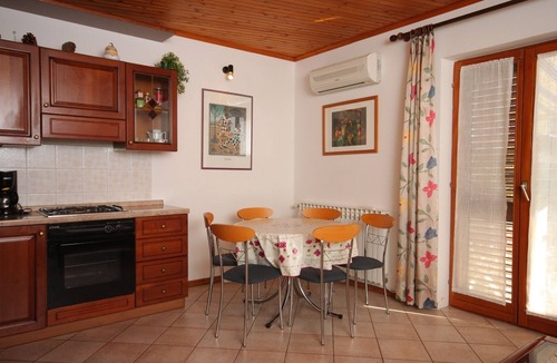 Umag Apartment | Two bedroom apartment with terrace Umag (A-6934-a)