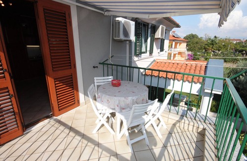 Umag Apartment | Two bedroom apartment with terrace Umag (A-6934-a)