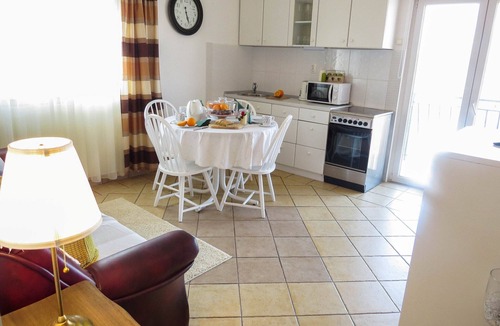 Mastrinka Apartment | Unique 50 sqm apartment with direct sea view