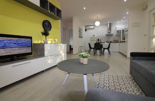 Antonci House | Vacation apartment Bungalow Melisa 5 with pool