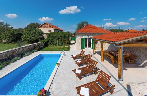 Puljane House | Vacation home Ana with pool in Krka National Park - Šibenik-Knin County- Croatia