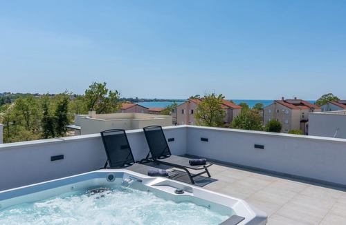 Karigador House | Vacation home Athos by Interhome