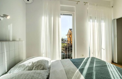 Novigrad House | Vacation home Dario by Interhome