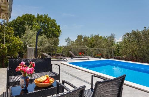 Linardici House | Vacation Home Daniela