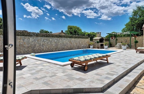 Benkovac House | Vacation home Denis by Interhome