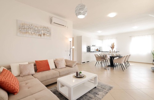 Banjevci House | Vacation home Fabio by Interhome