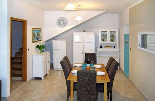 Kastelir House | Vacation home Gortan (KST103) in Porec/Kastelir - 6 persons, 2 bedrooms