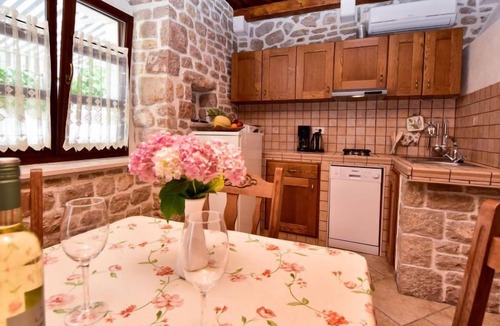 Sukosan House | Vacation home Josipa by Interhome