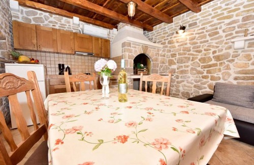 Sukosan House | Vacation home Josipa by Interhome