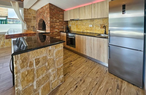 Donji Prolozac House | Vacation home Maja by Interhome