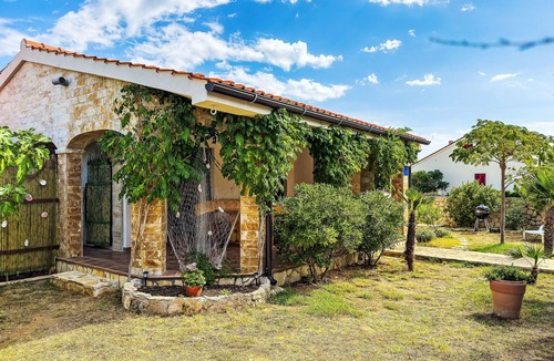 Razanac House | Vacation home Nada by Interhome
