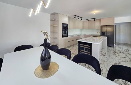 Donji Prolozac House | Vacation home Noel by Interhome