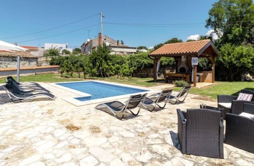 Vabriga House | Vacation home Robertino (PRC164) in Porec/Baderna - 8 persons, 4 bedrooms