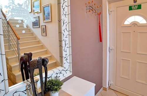 Kastel Luksic House | Vacation home TaGo in Kaštela - 8 persons, 4 bedrooms