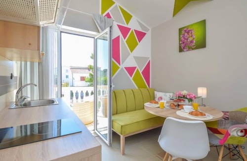 Tribunj House | Vacation home Valdor by Interhome